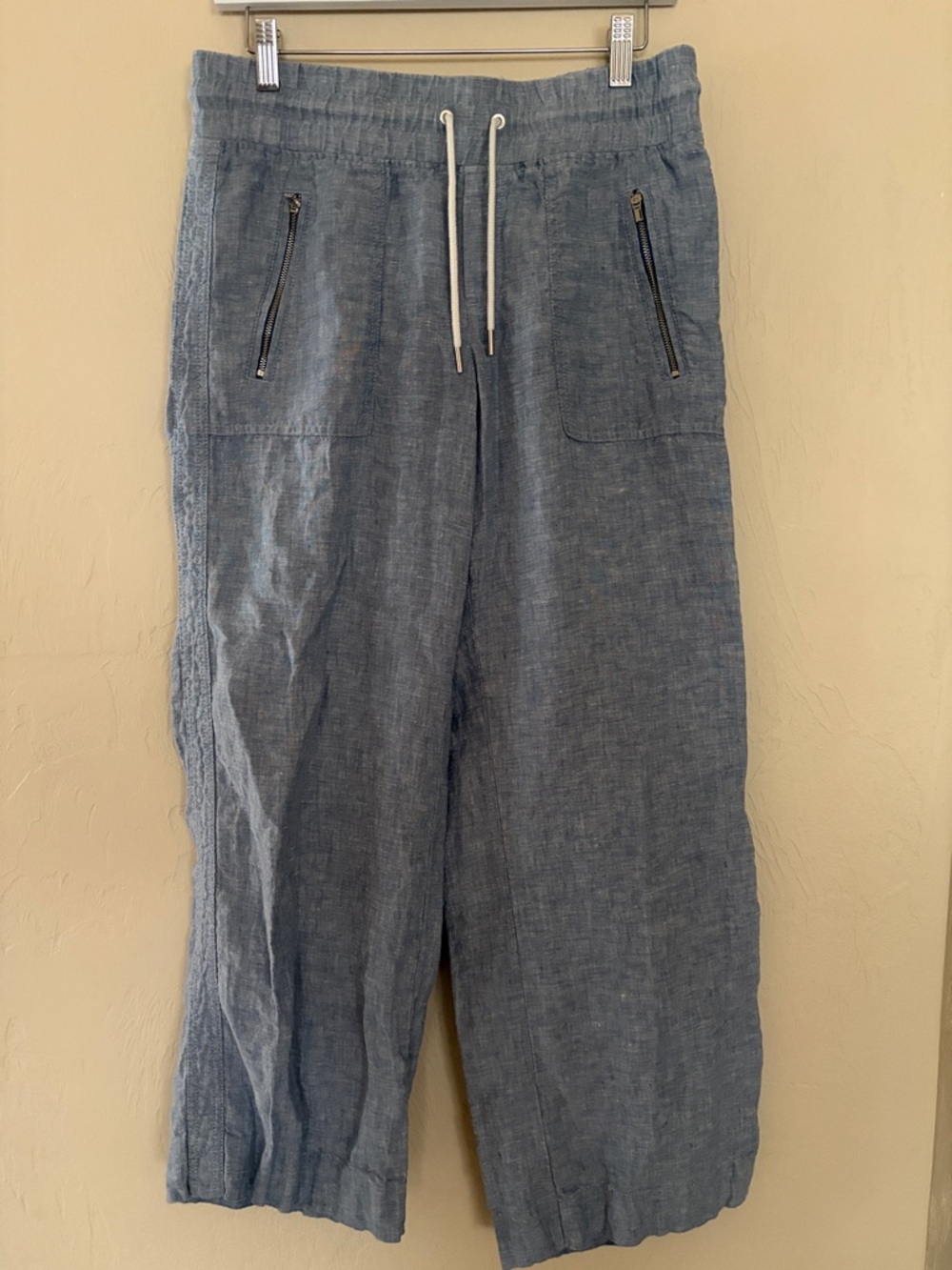 Athleta Cabo Linen Wide Leg Pants. Chambray Blue.